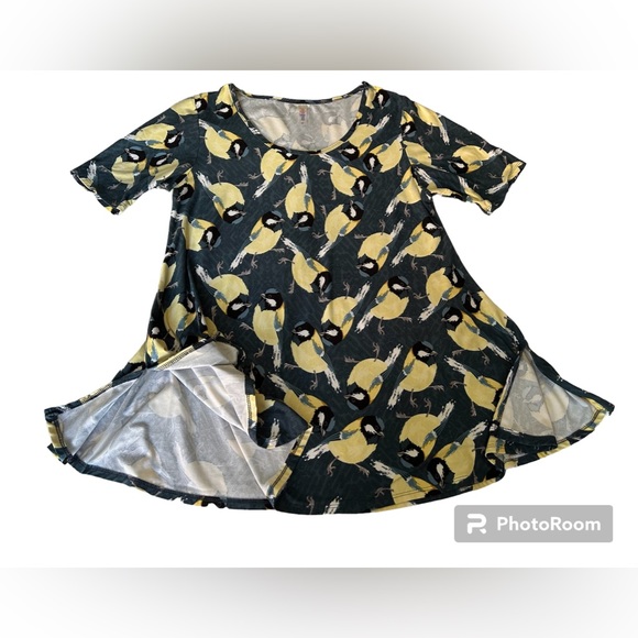 EUC LuLuRoe Yellow Bird T-Shirt Women’s Size Medium - Picture 8 of 8